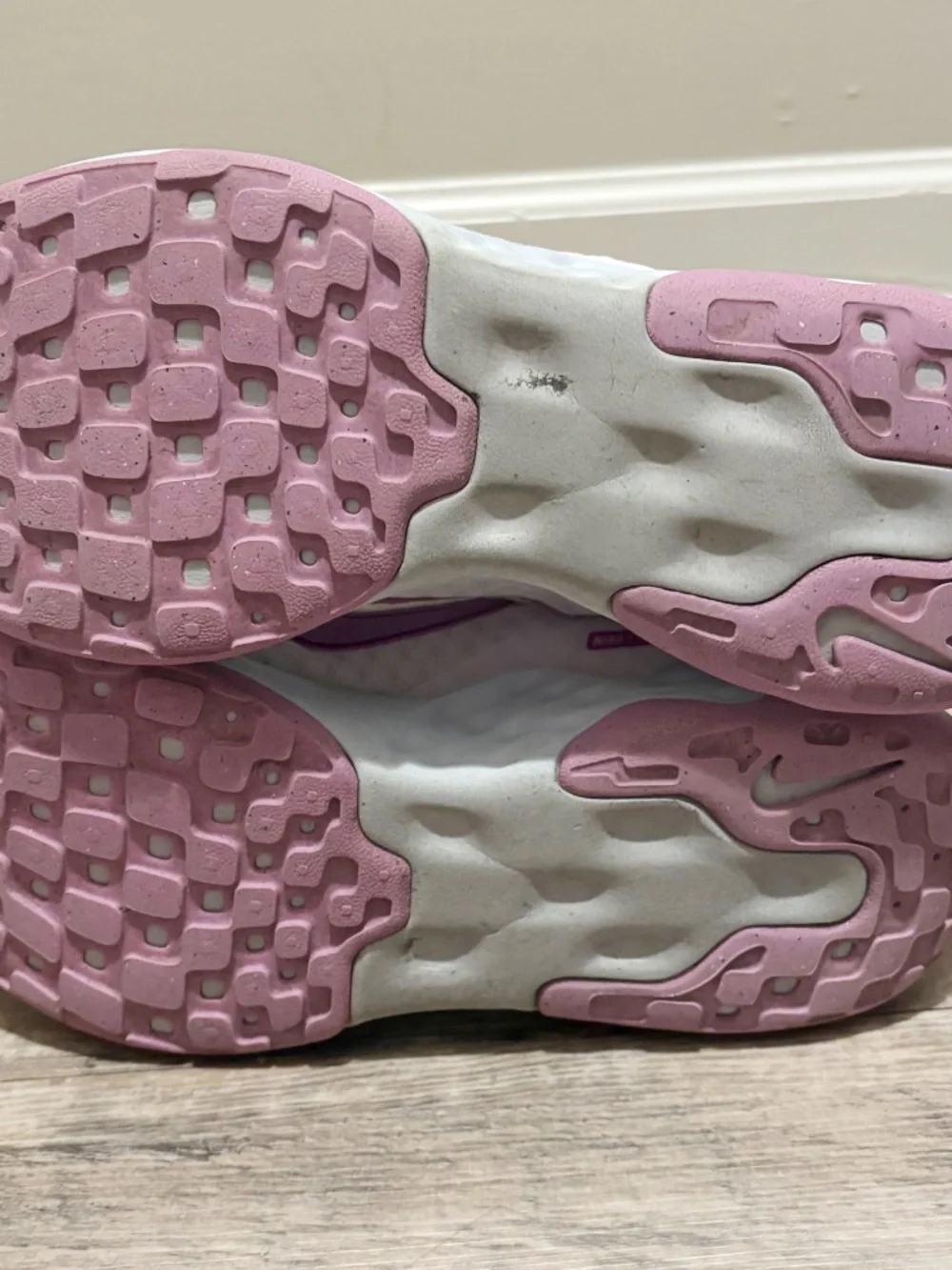 Nike Renew Ride 3 'White Rush Fuchsia' Women's DC8184-102